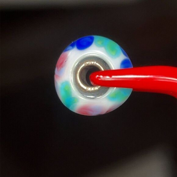Trollbead French Anemone Bead - Picture 3 of 4